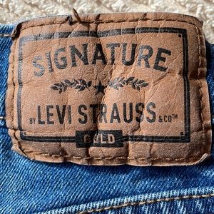 Mens Levi’s signature gold relaxed fit 32x32